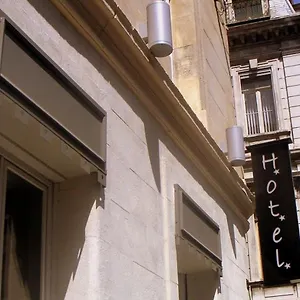 Adonis Vieux Port Hotel
